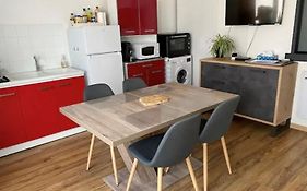 Joli T2 dans une maison de village